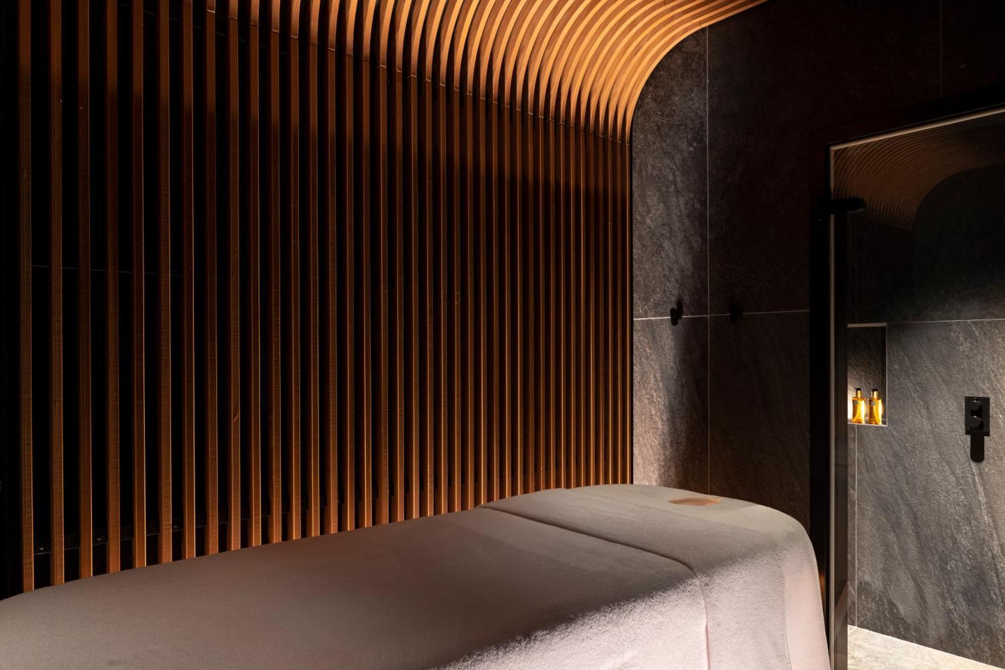 M Lodge & Spa Saint-Martin-de-Belleville Buitenkant foto